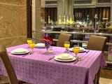 Gol-e Sorkh Hotel