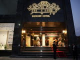 Parsis Hotel