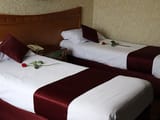 Isfahan-Azadi-Hotel