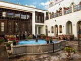 Atigh Traditional Hotel Isfahan