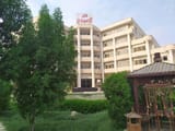 Gambron Hotel Kish