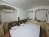 Hezardastan Traditional Residence Isfahan