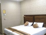 Shaker Hotel