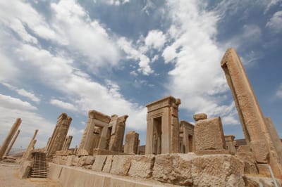 Online Tour - Visiting the ancient Persepolis