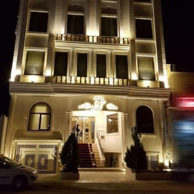 Melal Hotel Qom