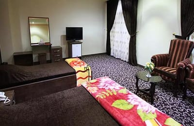 Imam Reza Hotel Khomeyn