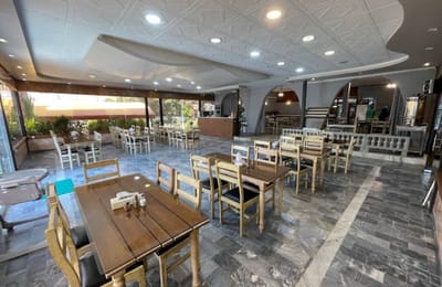 Shahr Gheseh Motel Mahmudabad