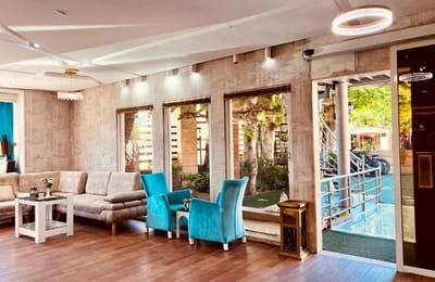 Iranian Hotel Qazvin