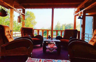 Saray Fakhr Ecotourism Resort