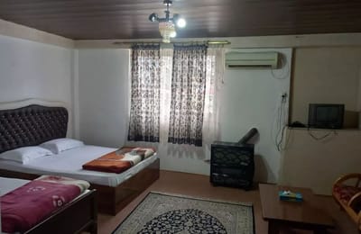 Ghasr Negin Hotel Talesh
