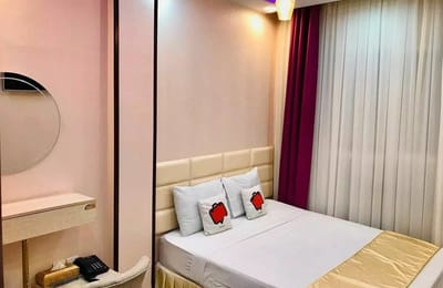 Aram Hostel in Tehran