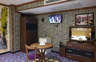 Atabak Hotel Yasuj