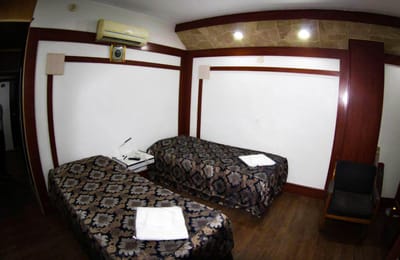 Forough Hotel Bandar Abbas	