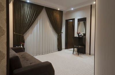 Jamil Hotel Qom