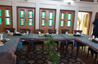 Khane Dohad Traditional Hotel