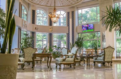 Wisteria Hotel in Tehran