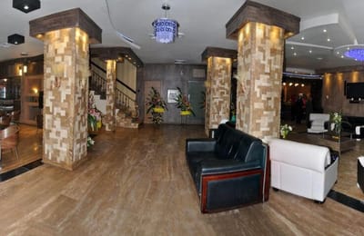 Apadana hotel in Mashhad