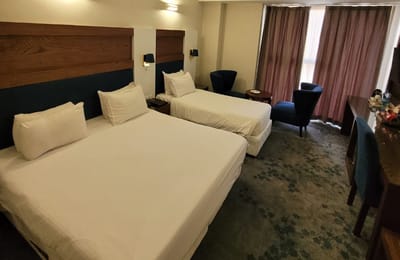 Aramis Plus Hotel Kish