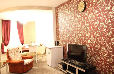 Esteghlal Hotel Qom