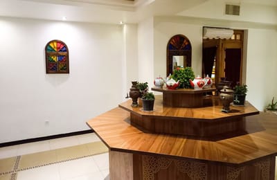 Khorshid Ardehal Hotel Kashan