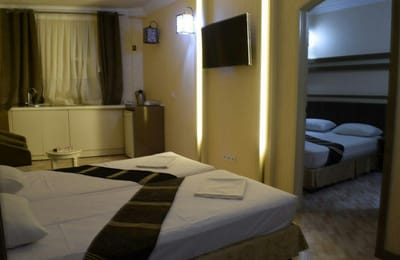 Parse Hotel Mashhad