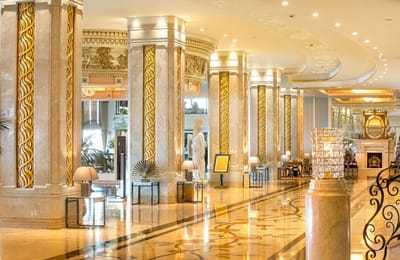 Espinas Palace Hotel in Tehran