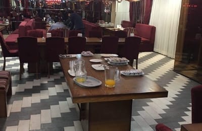 Dinning-Meshkat razavi