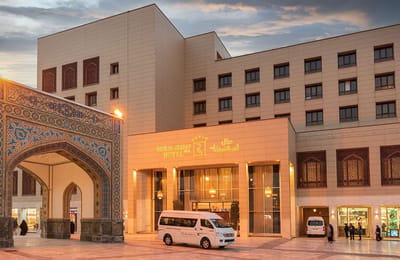 Book Ghasr Alziafe Hotel in Mashhad - قصر الضيافة مشهد