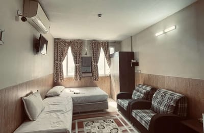 Royan Hotel