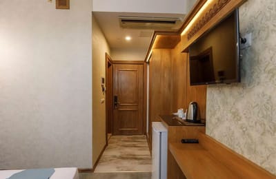 Liana Hotel Mashhad