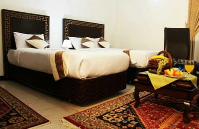 Mashhad-Mahallat-Hotel