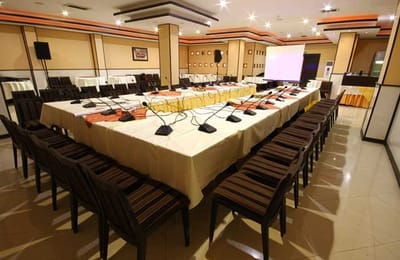 asareh hotel 