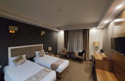 Shahr Hotel Tehran
