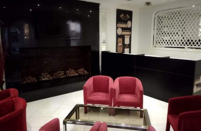 Karoon Hotel Tehran