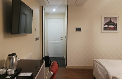 Iriano Hotel Tehran