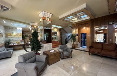 Isfahan-Ghasr-Hotel
