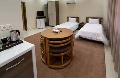 Orchid Hotel Bandar Anzali
