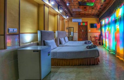 Niyayesh Traditional Hotel Shiraz