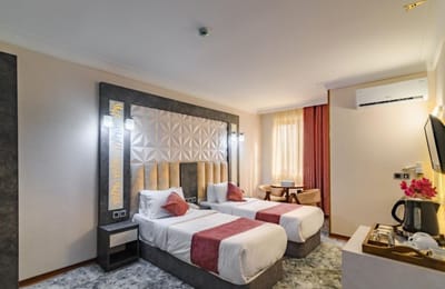 Artemis Hotel