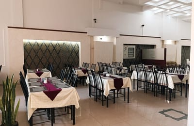 Alma Hotel Mashhad