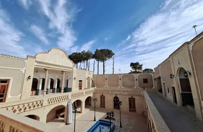 divan-salar-ecolodge-naeen