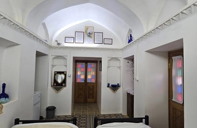 emarat-e-hakem-boutique-hotel-saveh