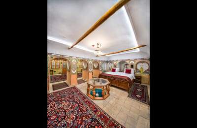 Ghasr Monshi Boutique Hotel Isfahan