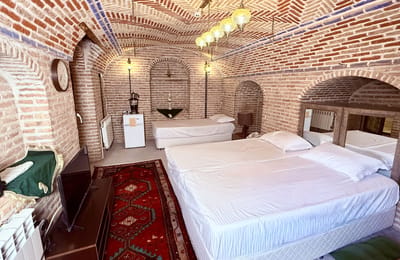 Behrouzi Hotel Qazvin