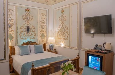 Izadi Boutique Hotel
