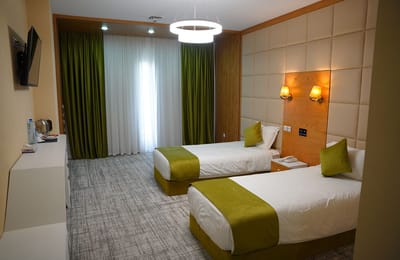 moheb salamat hotel