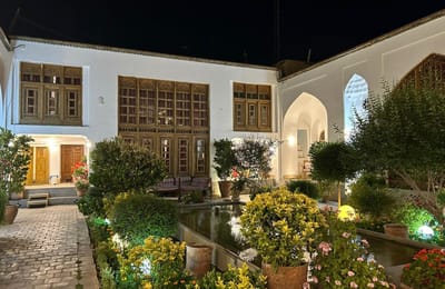Book Isfahan Traditional Hotel