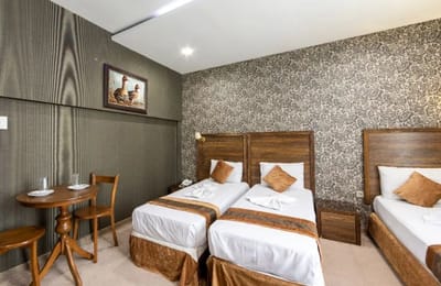 Shaker Hotel