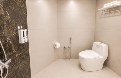 ziafate-isar-hotel-arak