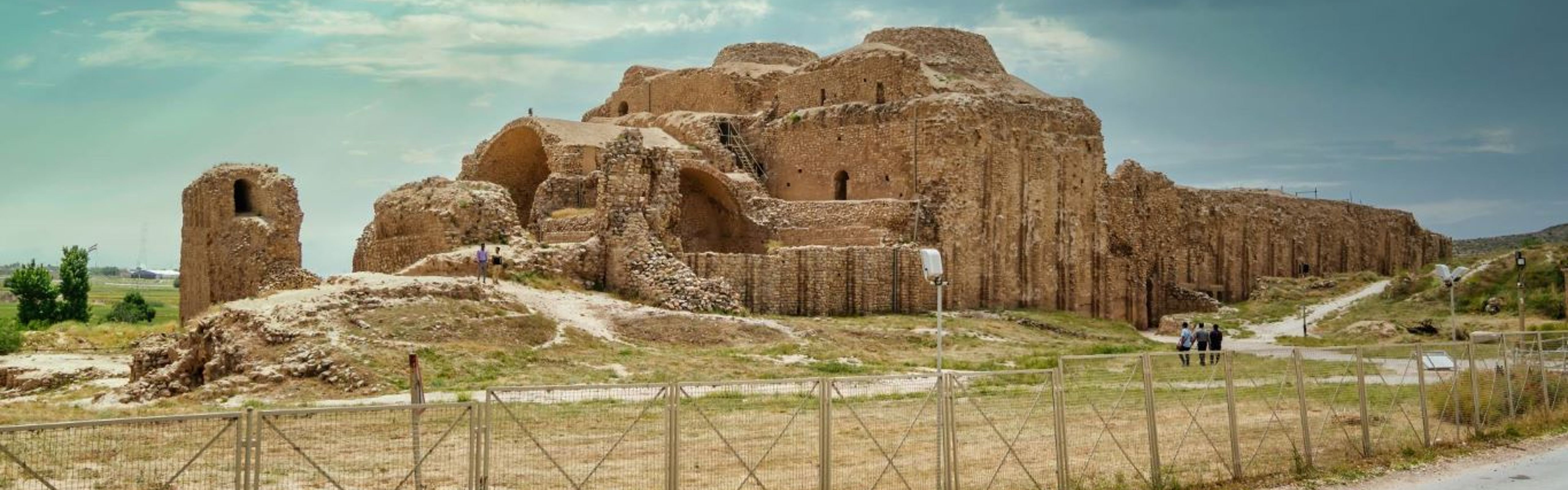 Explore the Ancient Firuzabad with a Local Guide